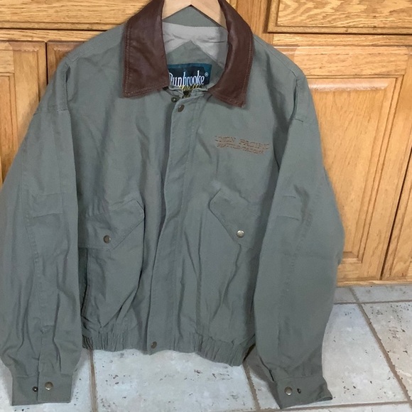 Dunbrooke Other - Dunbrooke Green Military Field Jacket with Brown Collar Union Pacific Railroad